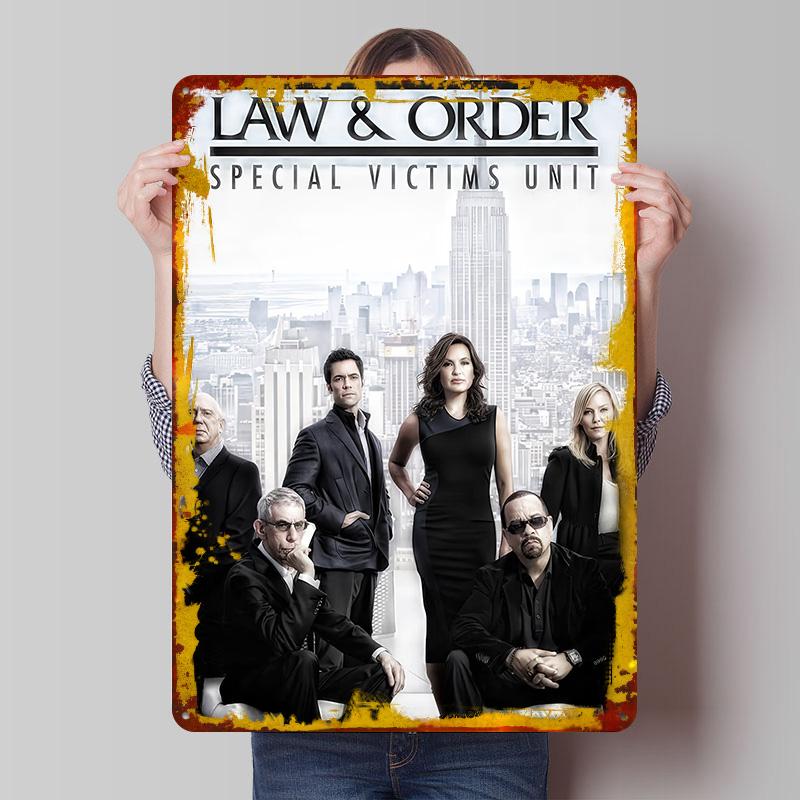 Law & Order - Unità Vittime Speciali Poster Stampato Arte da Parete Personalizzata Segni Metallici Stagnati Retro Vintage per Decorazione Decorazione Garage