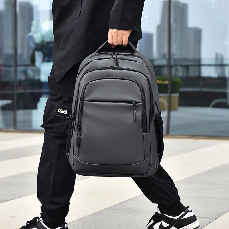 New Men's Casual Travel Bag Computer Backpack