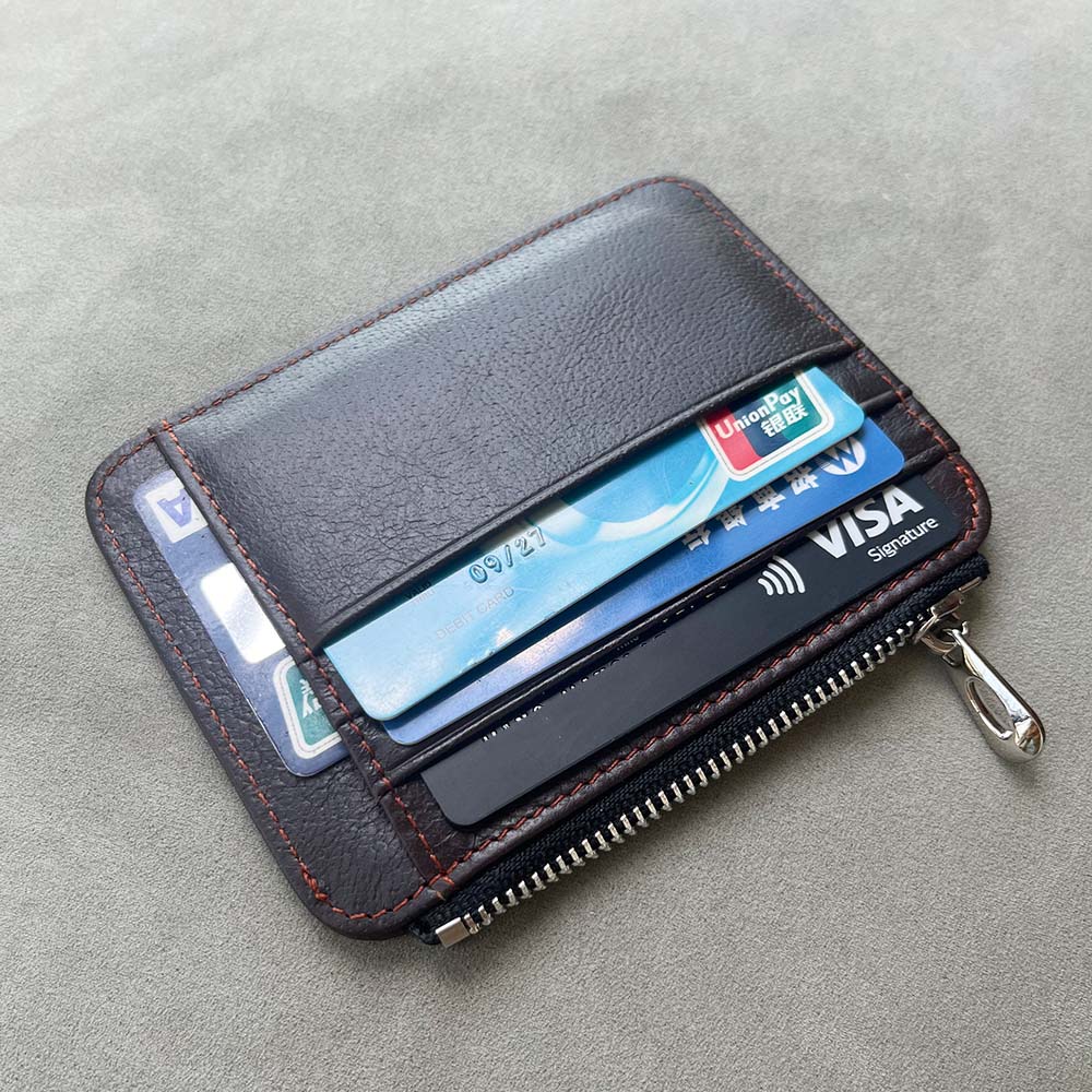 Кожаный мужской держатель для карт на молнии — фото 6