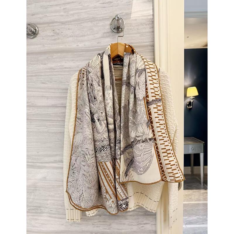 NINA SOLOR Midsummer Night's Dream Wool Blend Square Scarf