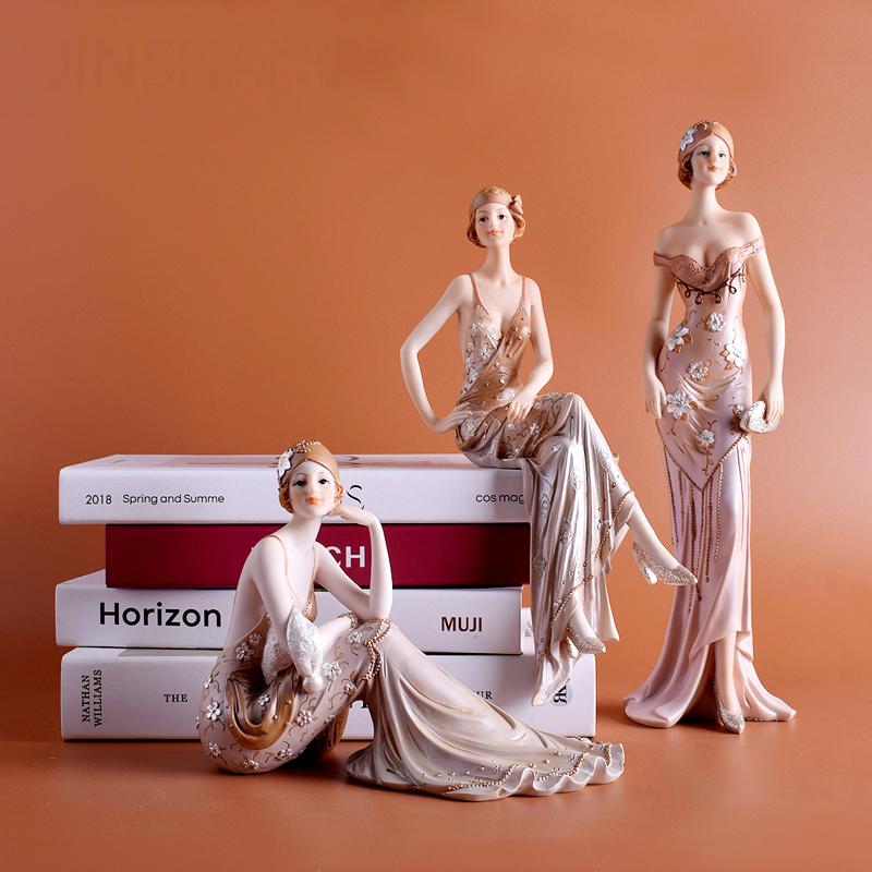 European Resin Statue Accessories Girl Beauty Character Home Livingroom Table Figurines Crafts Decoration Wedding Birthday Gifts