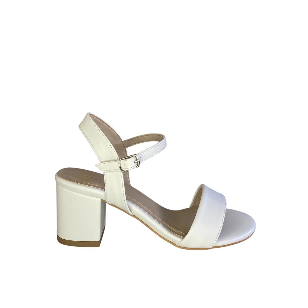 

Женские туфли на среднем каблуке из веганской кожи