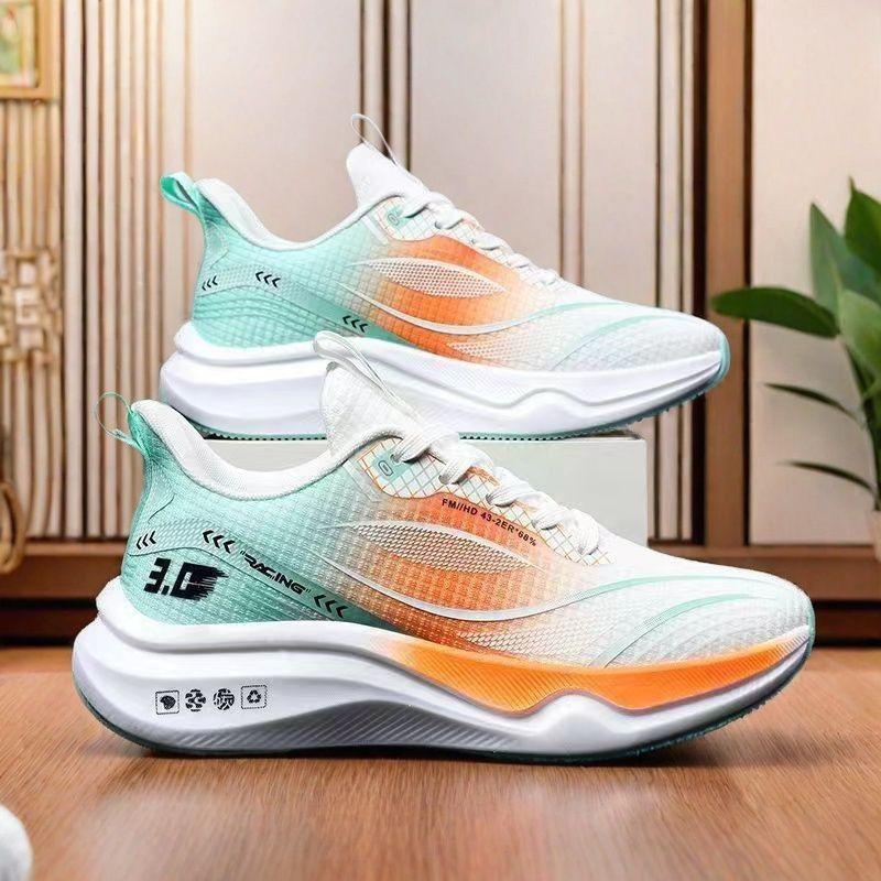 Sneakers men's new Korean version breathable casual shoes teen trendy men's shoes soft sole lightweight fly-woven running shoes