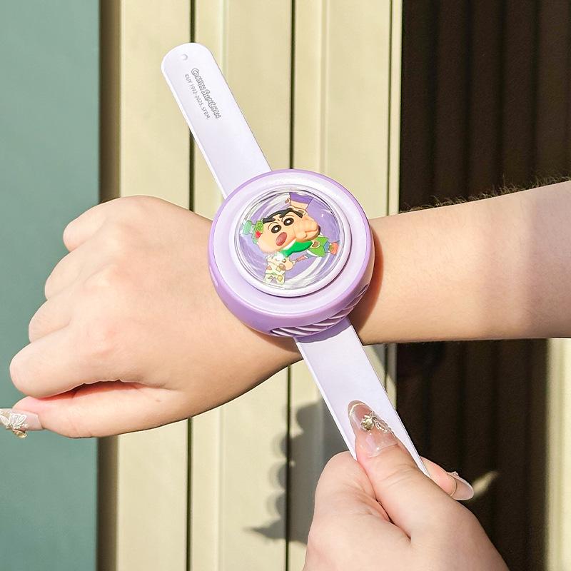 

Adorable Crayon-Inspired USB Rechargeable Watch for Girls - Perfect Birthday Gift or Back-to-School Accessory for Primary Students Standard
