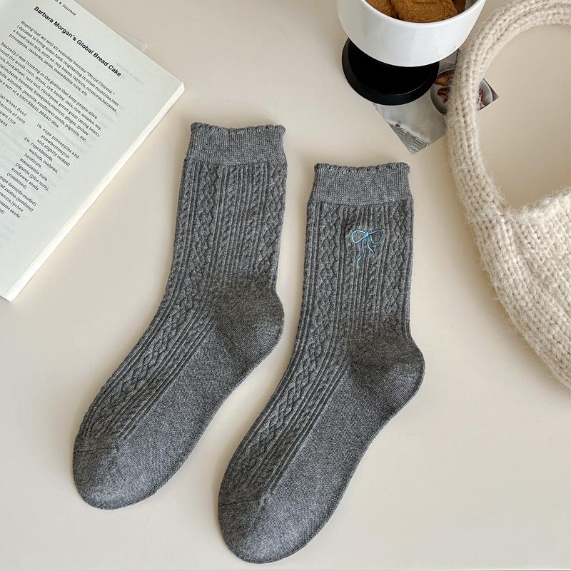 

2025 Осень Женские Носки до середины икры в японском стиле с вышивкой щенка - Модные, Универсальные, Дизайн с оборками в виде бабочки One Size