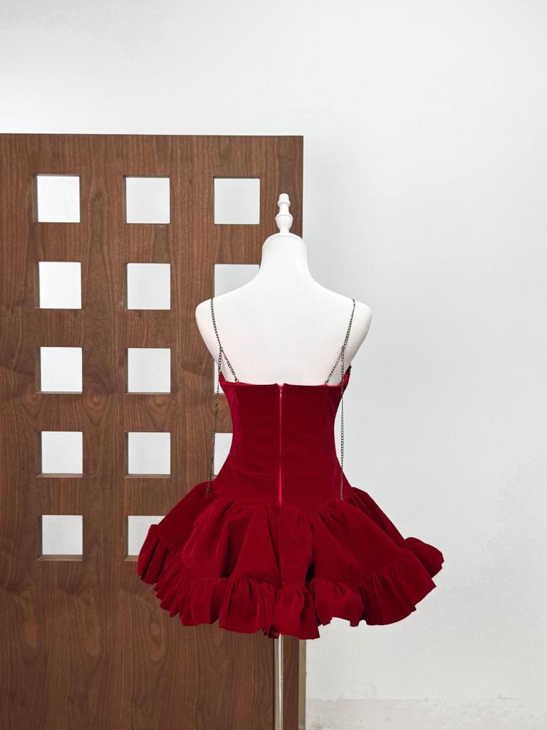 Vietnam High-Fashion Sequin Velvet Spaghetti Strap Gown with Cinched Waist and Open Back