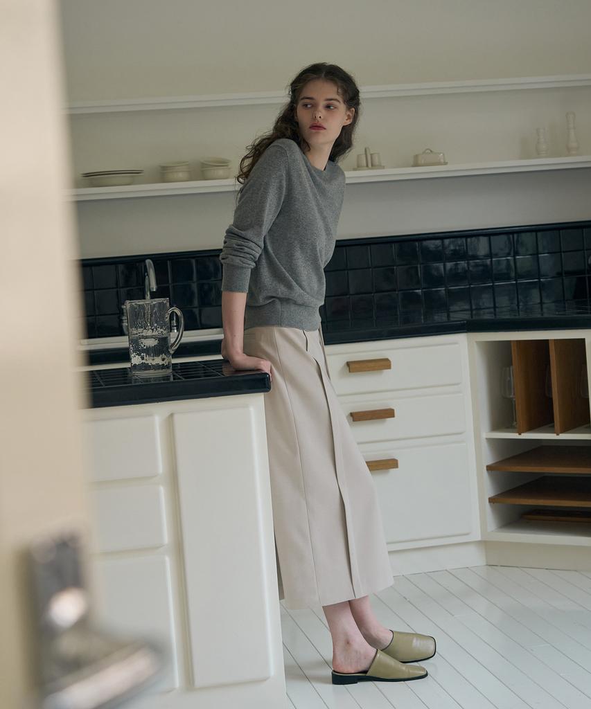 Deuloupisumeon H-Line Strap Pencil Skirt [Ash Cream]