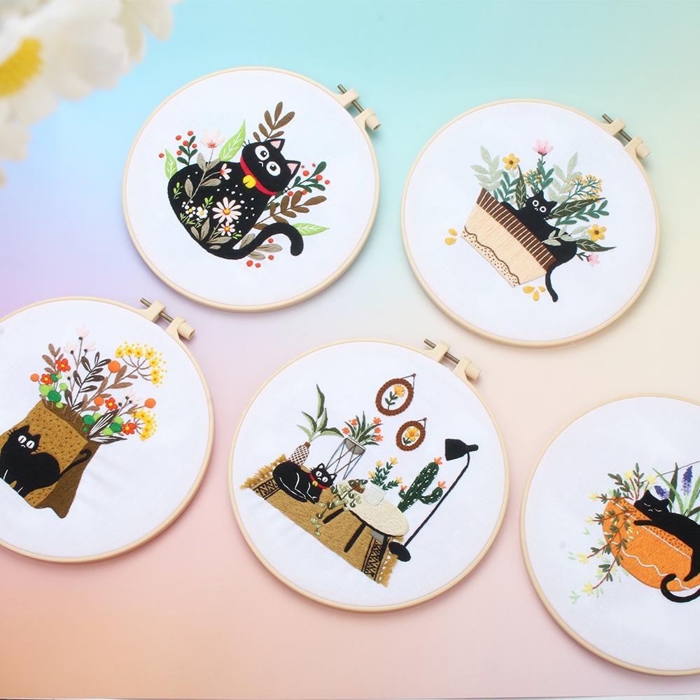 Набор материалов для вышивки своими руками Ленивый черный кот Набор материалов для ручной вышивки