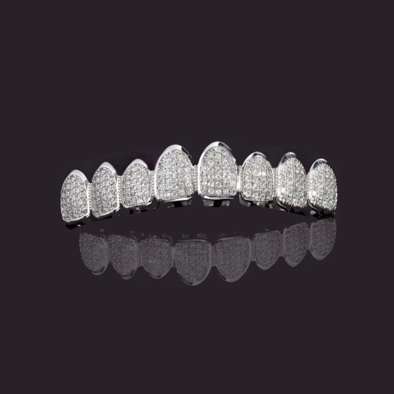 Przesadzone Grillz Hip-Hopowe: Miedź platerowana prawdziwym złotem z inkrustacją cyrkoniami, nieśniedziejąca biżuteria na zęby