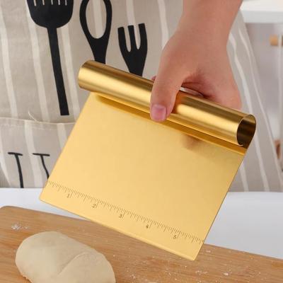 Roestvrij Staal Deegsnijder Schaalmetingen Ergonomisch Handvat Pizza Schraper Comfortabele Grip Handmatige Bediening