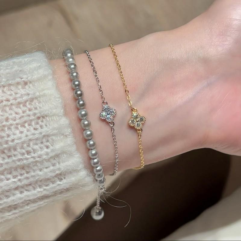 Elegant Blue Zircon Clover Bracelet Women Lightweight Luxury Stackable Floral Jewelry Copper Plated 2025