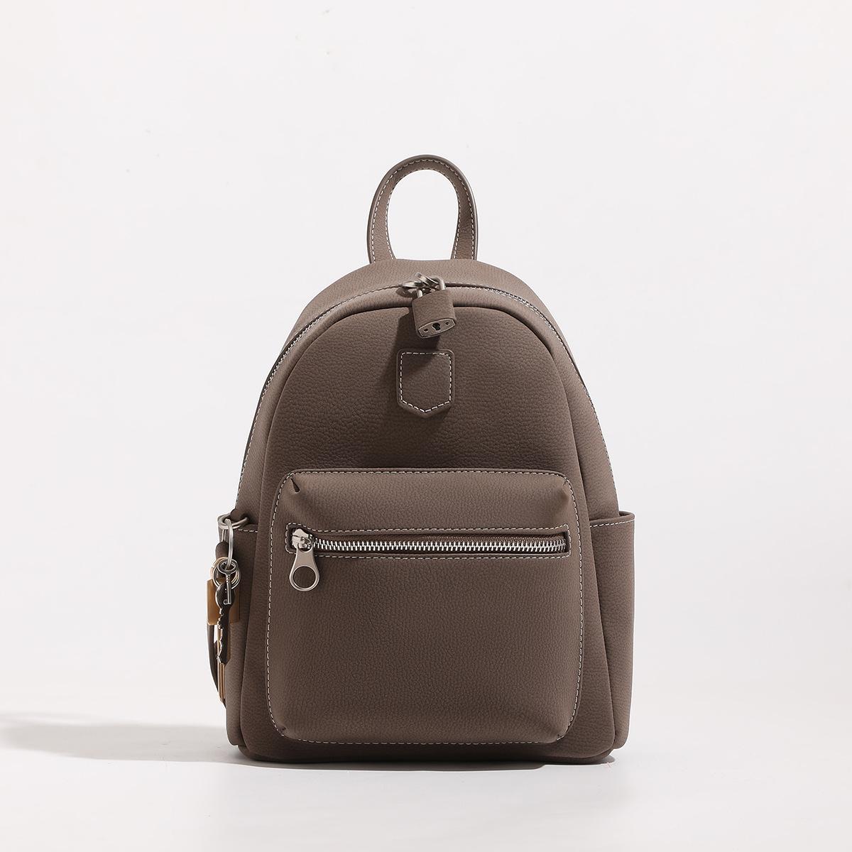 

Retro Korean Lychee Patterned Portable Backpack for Autumn and Winter, Versatile Mini Backpack for Commuting and Travel сірий колір