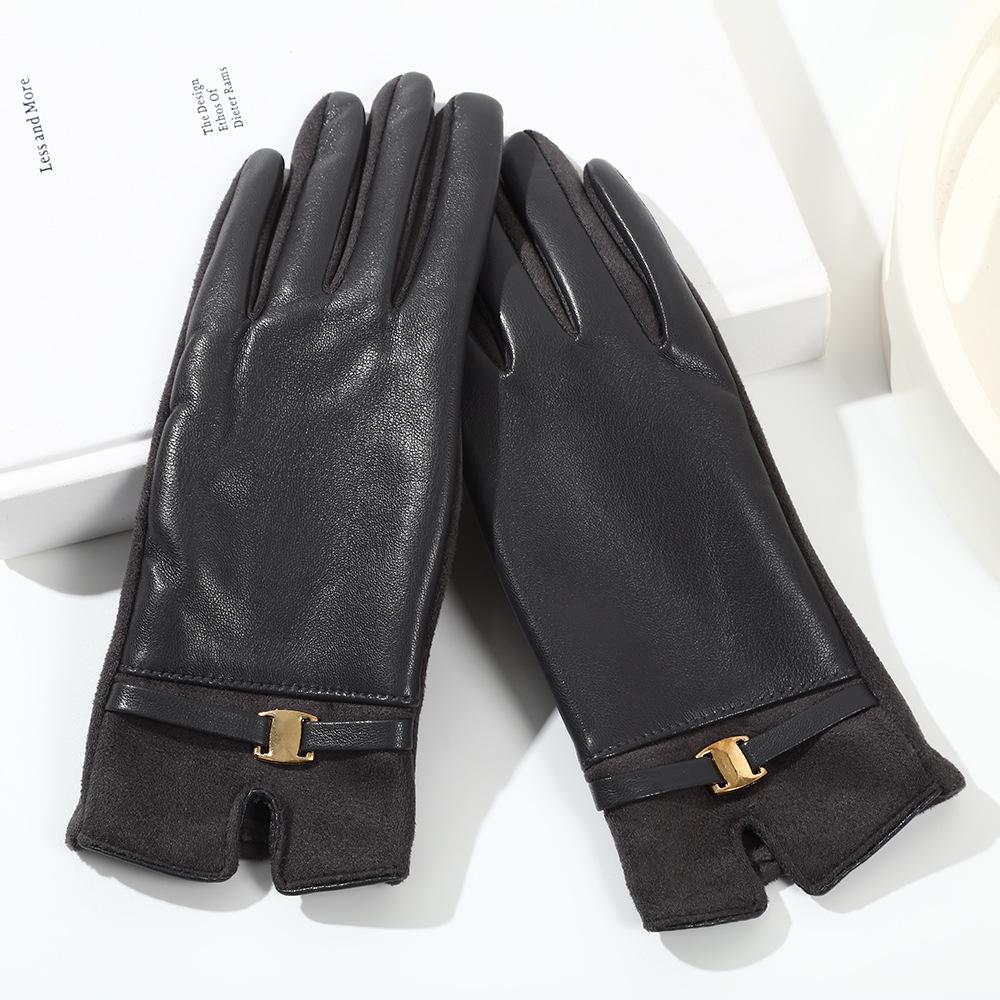 Women's Winter Suede Plush Touchscreen Gloves - Lined, Thick, Retro, Warm, Windproof, Cycling-Ready
