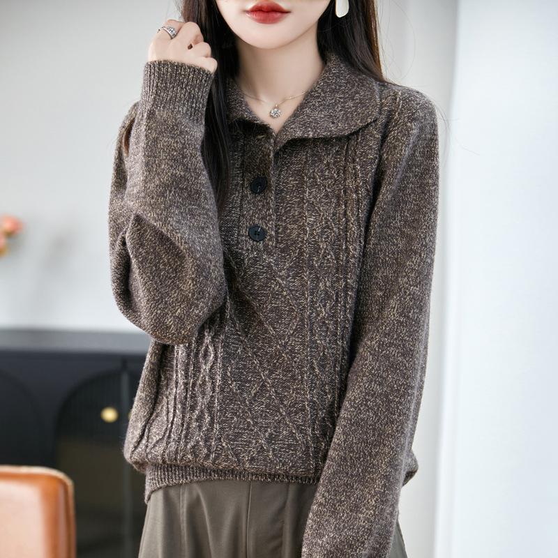 Women's Thickened Lapel Sweater: Warm Stand-up Collar Knitwear for Autumn/Winter