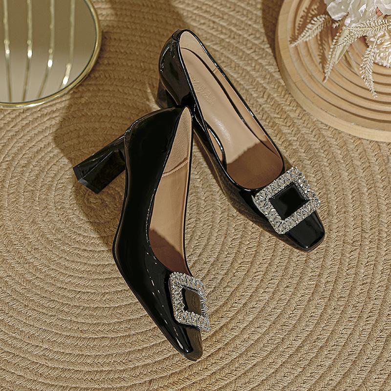 

Туфли на высоком каблуке с квадратным носком 7 см, сексуальные красные свадебные туфли, новые туфли-лодочки на толстом каблуке с квадратной пряжкой из стразов 40 чёрный