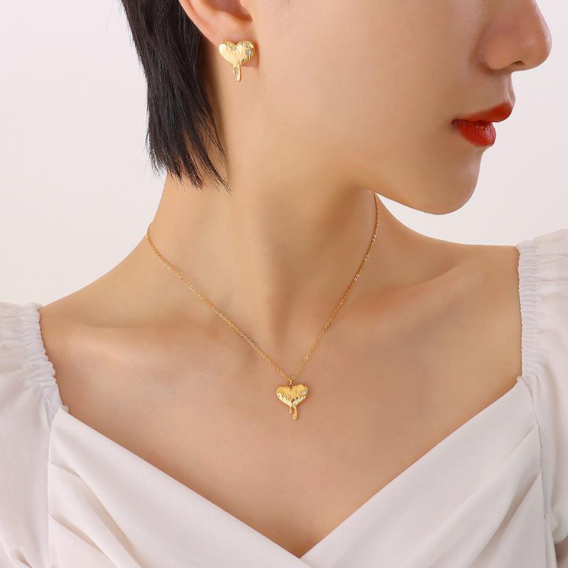 Unique Temperament Jewelry Set Melted Heart Zircon Inlaid Pendant Necklace Niche Design Earrings