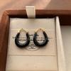 Retro color ring earrings, ear buckles, light luxury fashion, simple personality, daily high-end commuting versatile atmosphere earrings