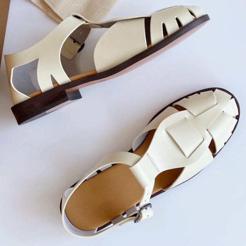 Fashion Fashion Woven Hollow Round Toe Roman Women Sandals Belt Buckle Back Strap Slide Sandals Summer Luxury Designer Non-slip Slippers