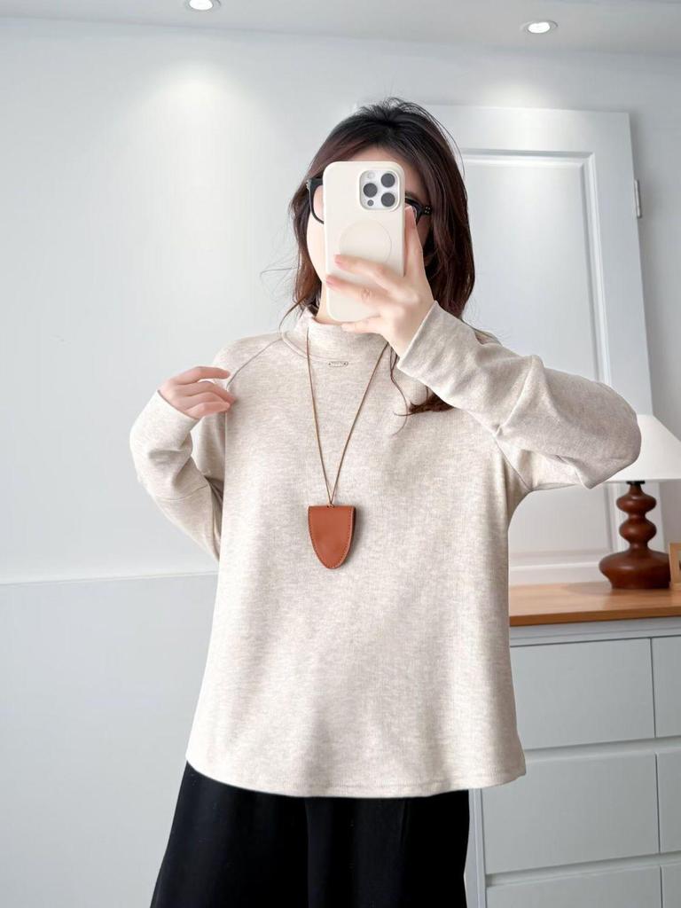 Plus Size Korean Style Drop Shoulder Slimming Long Sleeve Fleece T-shirt - Warm Versatile Base Layer for Women