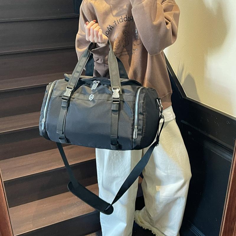 Large capacity travel bag New wet and dry separation travel bag Luggage bag Independent shoe compartment Fitness bag