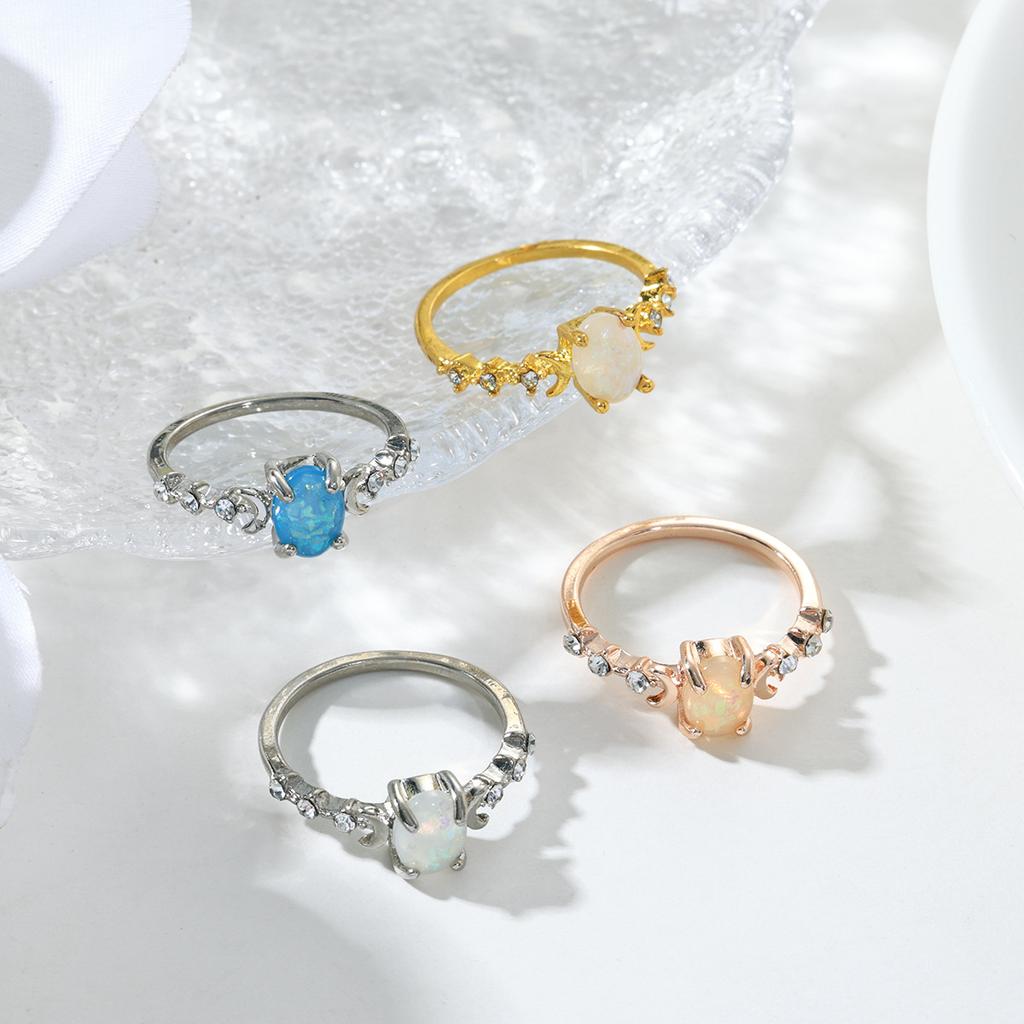 Hot-selling oval imitation Opal moon ring retro light luxury four-claw celebrity style diamond jewelry