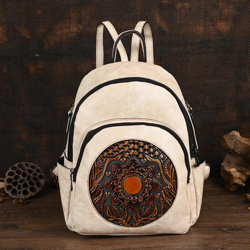 Johnature Zaino da donna vintage fatto a mano con totem in rilievo, grande capacità, borse da viaggio per il tempo libero