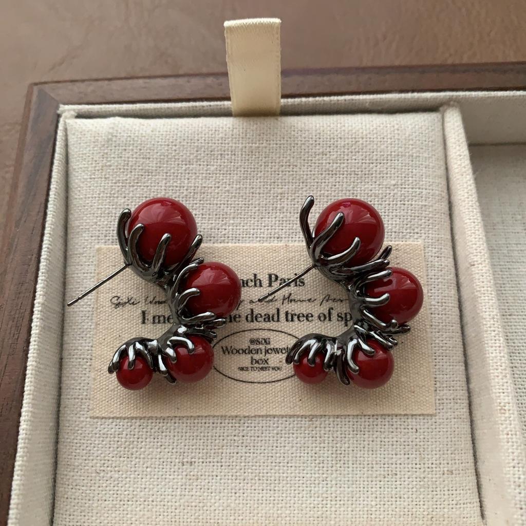 Red Beaded Love Earrings Earrings Premium Classic Flourishing Festive New Earrings