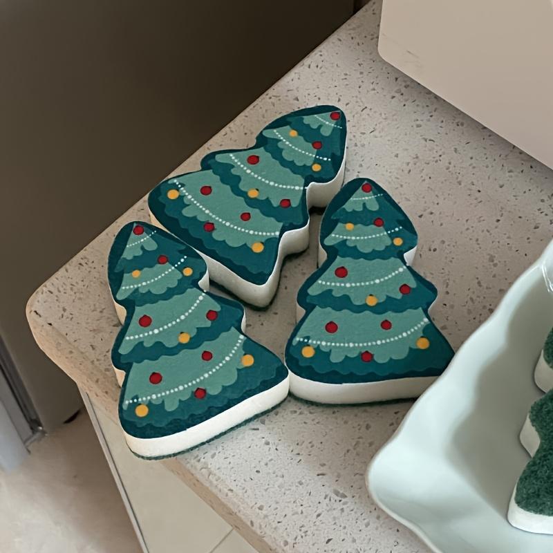4pcs Festive Christmas Tree Sponge Scrubbers 3D Holiday Dish Cleaning Pads, Double Sided Kitchen Sponges with Snowflake Christmas Tree Designs,