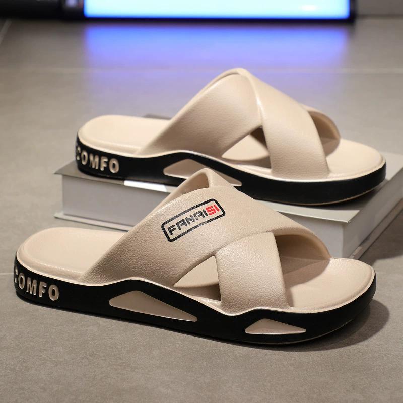 Summer Men's Slippers EVA Sandals Outdoor Light Slippers Platform Sole Casual Men Beach Shoes Non-slip Open-toe Male Sandals New