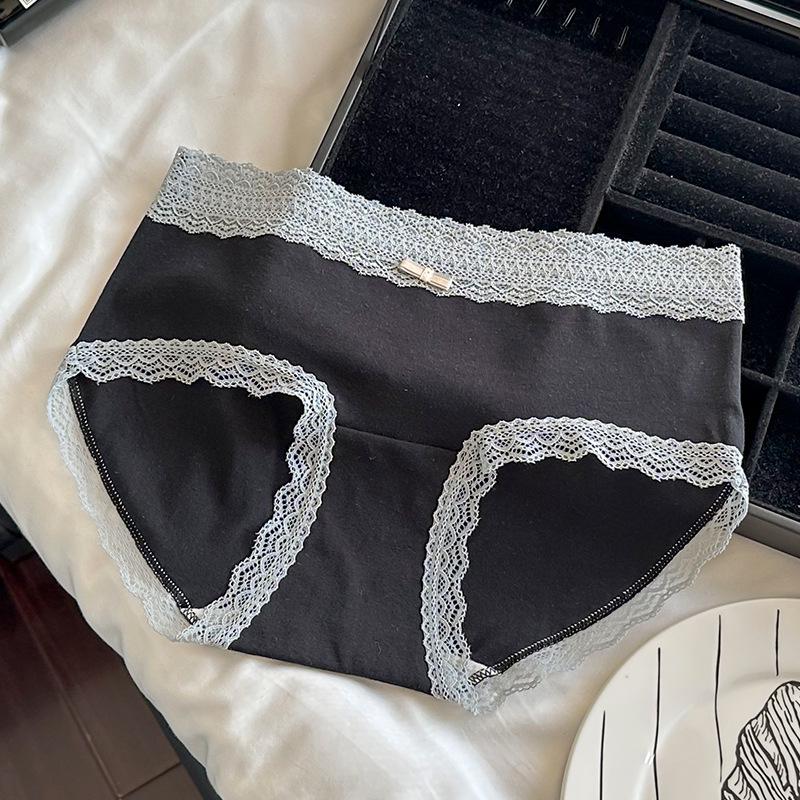 7A Antibacterial Japanese Sweet Cotton Mid-Waist Girls' Briefs - Soft, Breathable, and Comfortable.