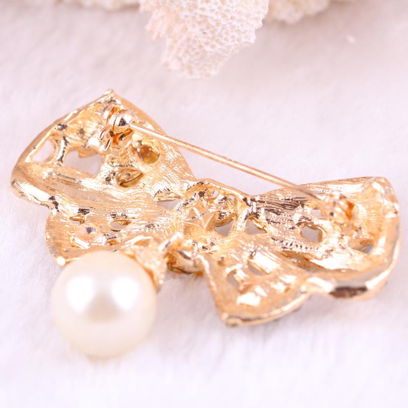 Handmade Bow Pearl Crystal Brooch Wedding Pin Female Buckle Exquisite Hypoallergenic Luxury Enamel Long-lasting Color Accessory