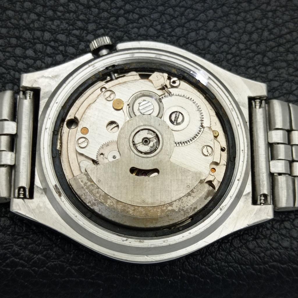 GENUINE VINTAGE SEIKO 5 AUTOMATIC JAPAN MENS GOLDEN COLOR DIAL WATCH A702604-1 R209-a702604