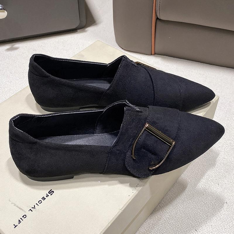 Spring and Autumn Footwear Plus Size Pointed Shoes Joker Flat-bottomed Soft Leather Women's Shoes