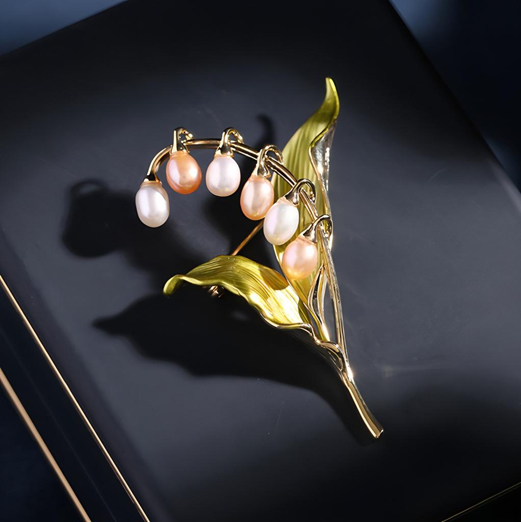 Retro Enamel Lily of the Valley Brooch Female Elegance Temperament Pearl Brooch Niche Design Pin Suit with Accessories