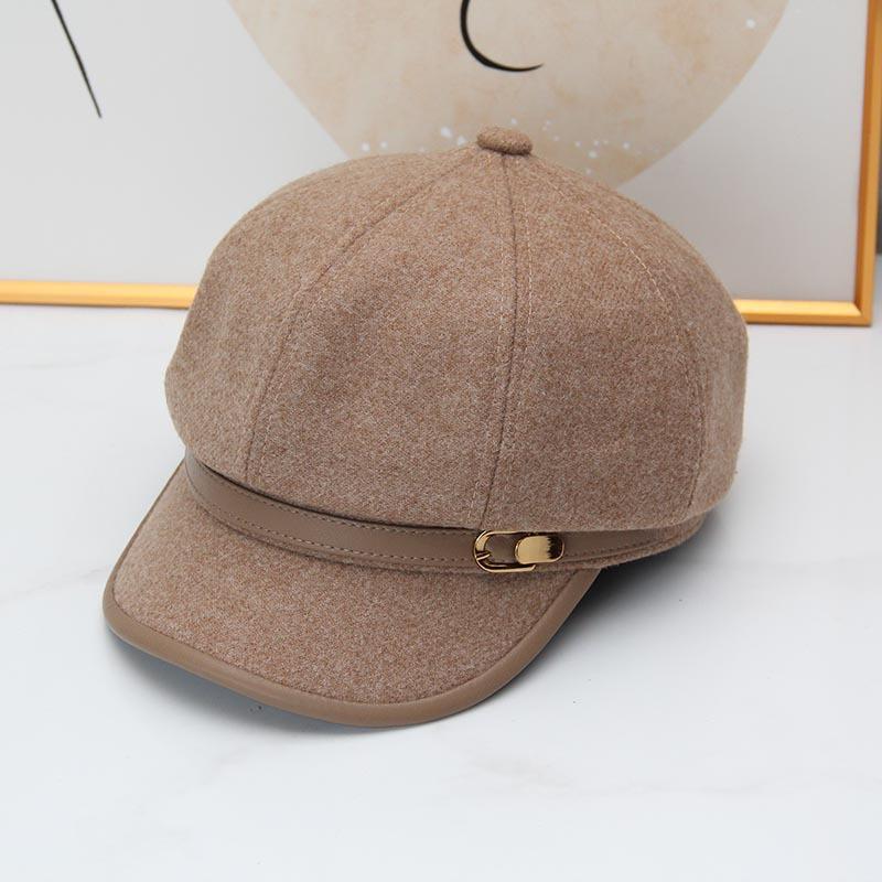 Retro literary and artistic style, black duck tongue beret, women's casual and versatile temperament shows the face, small octagonal cloud hat