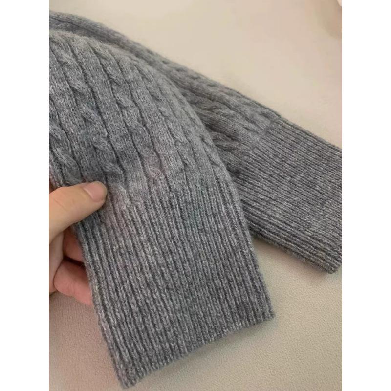 European Heavyweight Cable Knit Cardigan: Women's Autumn/Winter Lazy Style with Gold Buttons