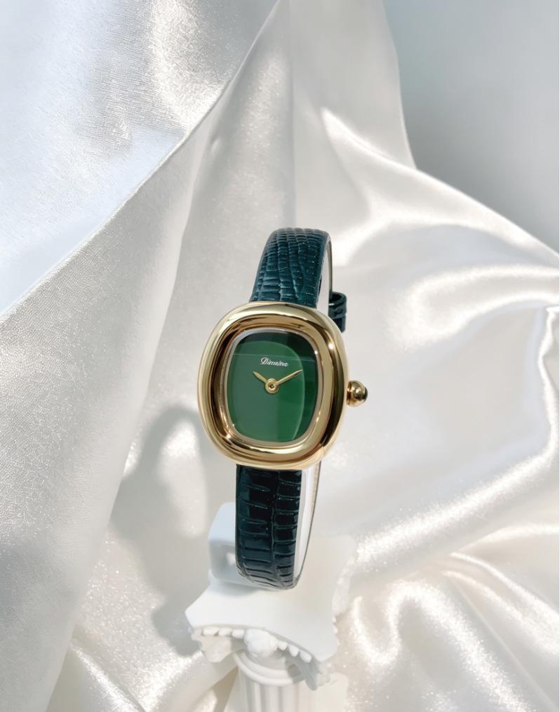 Timena Ladies Retro Oval Quartz Watch - Roman Numerals, Light Luxury, Versatile Fashion, Stainless Steel