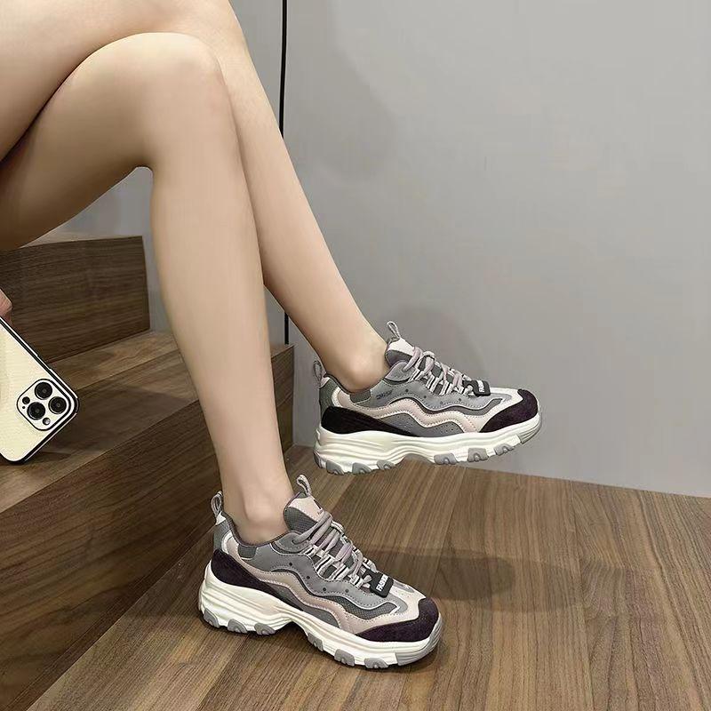 Dad Shoes Damen Frühling und Sommer Neu Plateau Leichtgewicht Übung Lässig Laufschuhe Wild Schwarz und Weiß Panda Schuhe