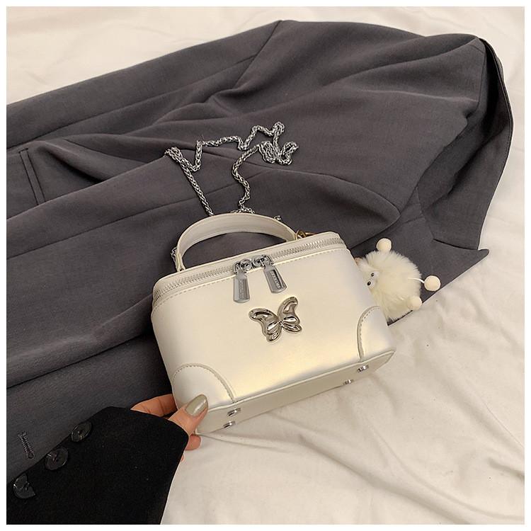 

IELGY Женская сумка-мессенджер, универсальный дизайн, нишевая цепочка на плечо, маленькая сумка белый