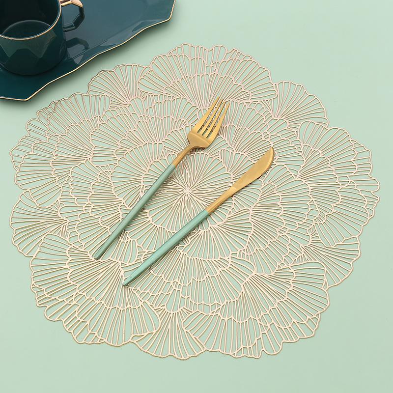 6/4pcs Creative Flower-shaped Placemat Banquet Dining Table Mat PVC Hollow Decor Cushion Elegant Home Coaster Dinner Table Pad