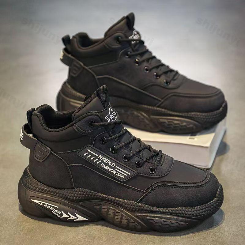 Men Outdoor Ankle Boots 2026 Autumn Comfortable Non Slip Casual Shoes Lace Up Fashion High Top Sports Shoes Botas Para Hombre