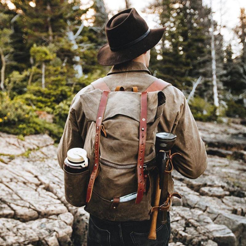 New Retro Men's Canvas Backpack, Outdoor Waterproof Hiking and Mountaineering Bag, Large-capacity Camping