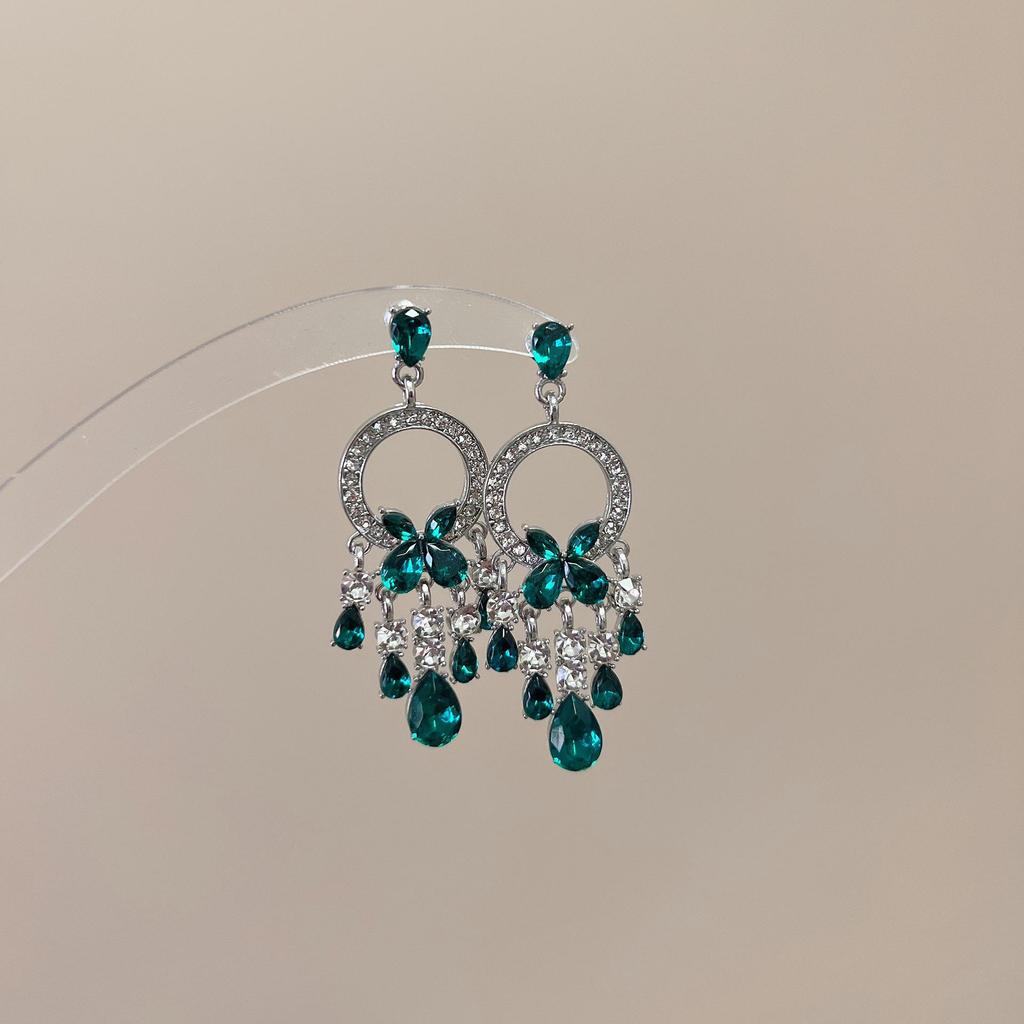 High-End Exquisite Fairy Earrings: Versatile, Creative, and Stylish for the Modern Socialite