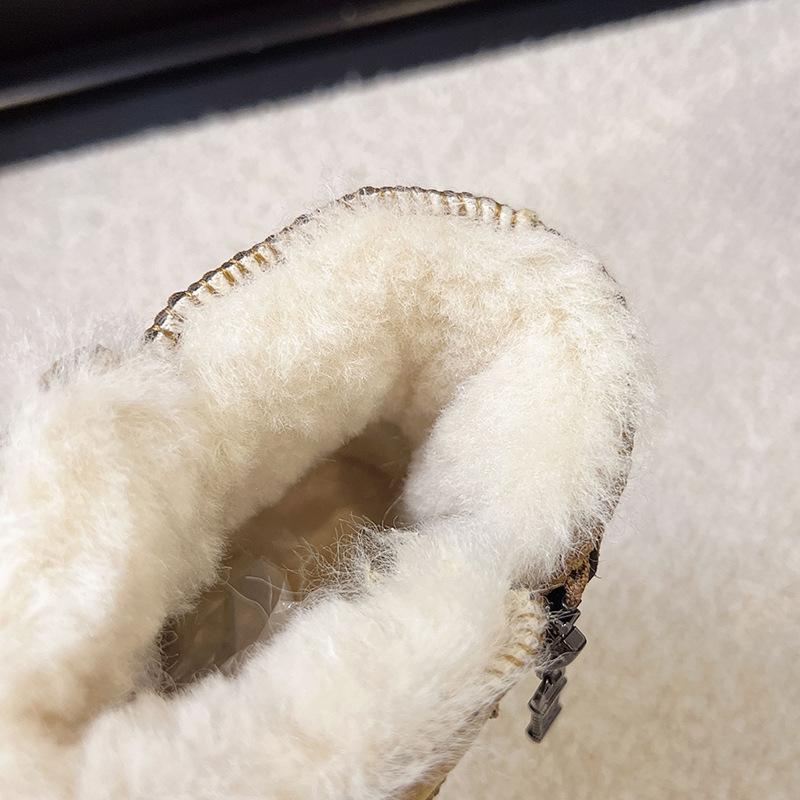 Fleece warm winter cotton boots women's waterproof new outdoor cotton shoes warm fleece thickened fashion non-slip bread boots