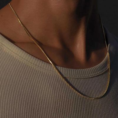 Saint Delan Schlangenknochen-Halskette für Herren - Trendiger koreanischer Stil mit quadratischer Kette und minimalistischem Design