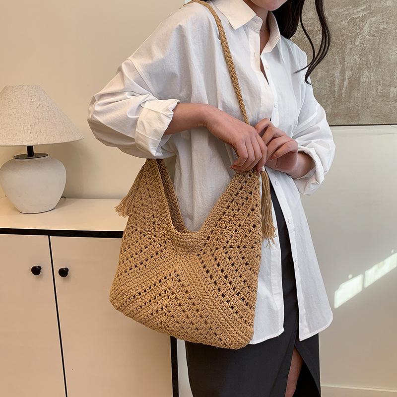 New woven bundle shoulder bag large capacity hollow personality temperament handbag seaside vacation fashion beach bag