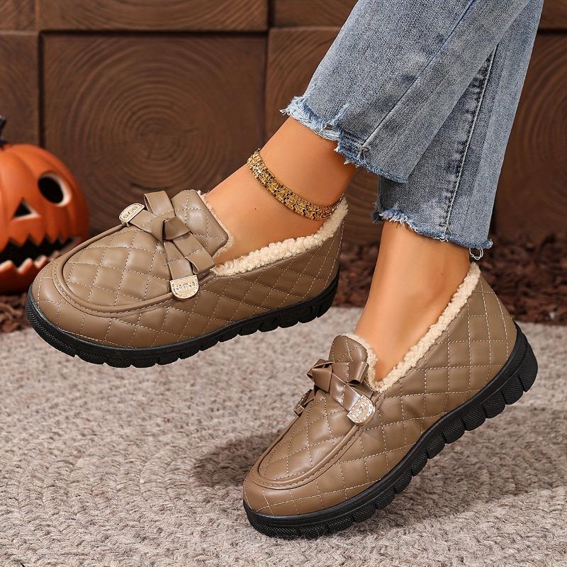 Women's Thermal Winter Faux Cover-like Synthetic Faux Pasley-Toe Loafers - Slip-Resistant PVC Sole Thermal Boots with Golden Buckle