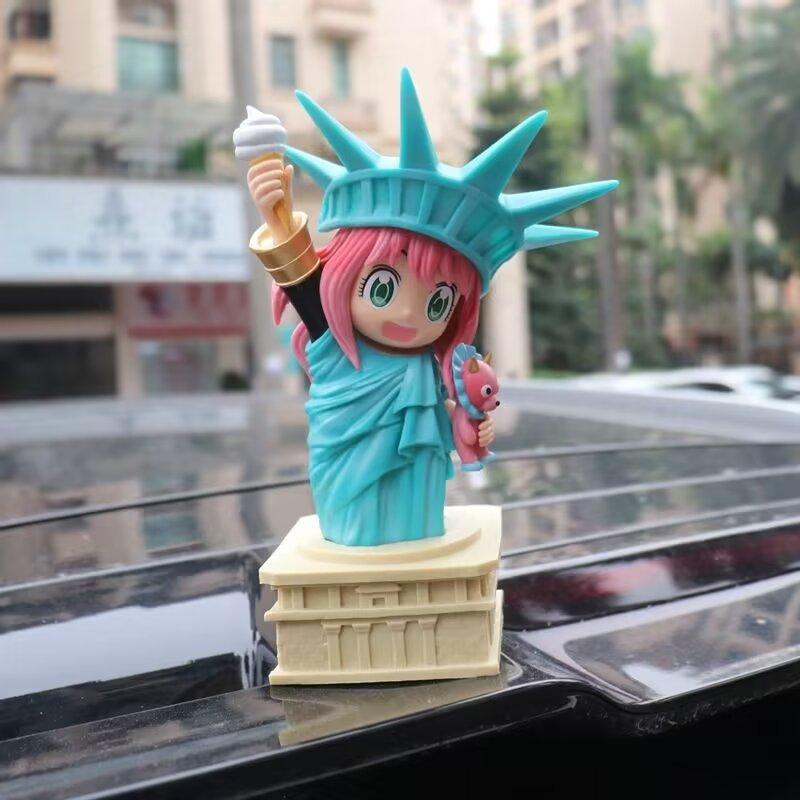 

20cm Spy Family Anime Figure Gk Anya Forger Cos Statue Of Liberty Holding Torch Kawaii Model Desktop Decoration ToyGift X Kid Friendly Entertaining