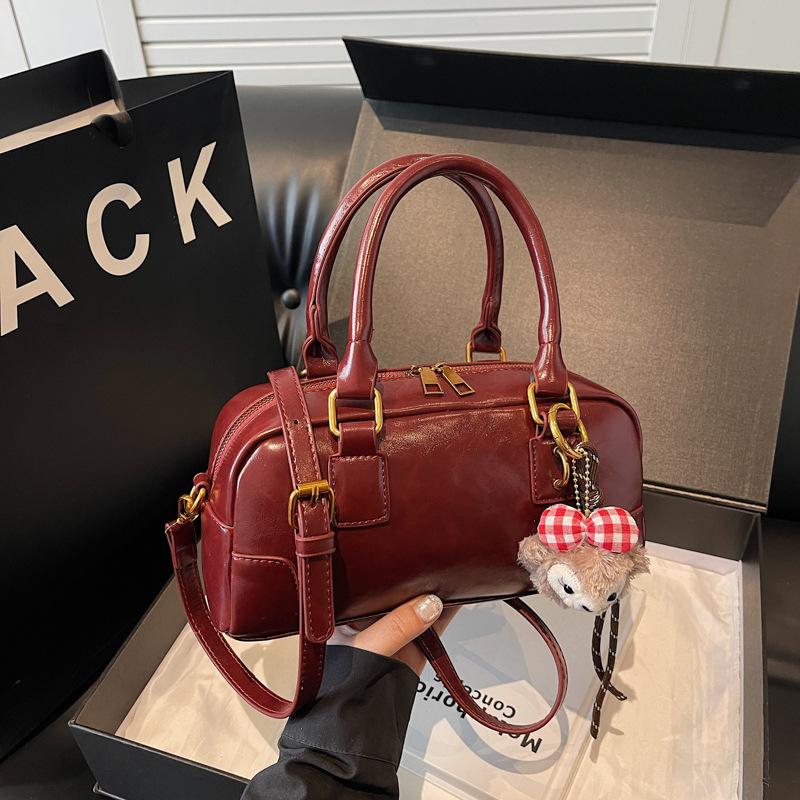 Bag Women's New Versatile Shoulder Bag Casual Commuter Handbag