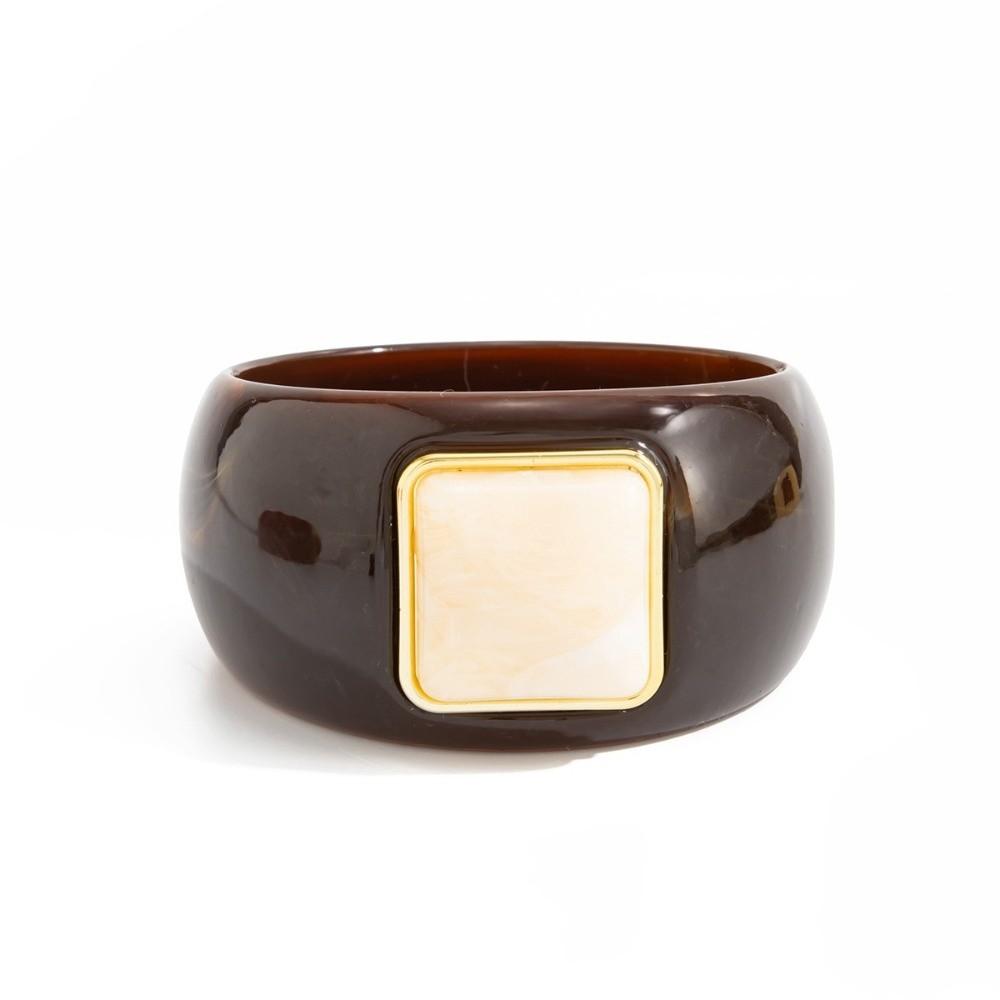 Solid Resin Wide Wrist Band Vintage Amber Amber Tone Bracelet Resin Bangle Street Photo Shoot